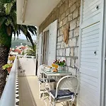 Dinka Old Town With Sea View Appartement